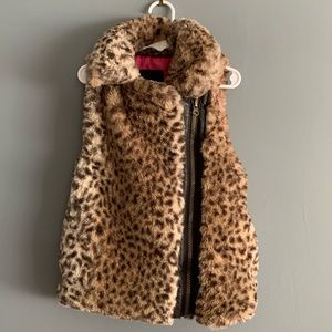 Girls Size 7 Cheetah Print Zip Up Vest Soft Faux Fur